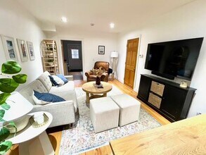 169 Grand St in Jersey City, NJ - Building Photo - Building Photo