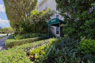 5838 SW 74th Ter in South Miami, FL - Building Photo