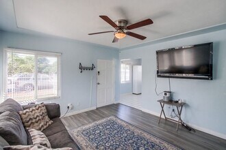 3877 Chamoune Ave in San Diego, CA - Building Photo - Building Photo