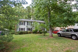 1635 Van Dyke Dr in Charlotte, NC - Building Photo