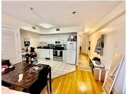 33 Mount Vernon St, Unit 1 in Boston, MA - Building Photo - Building Photo