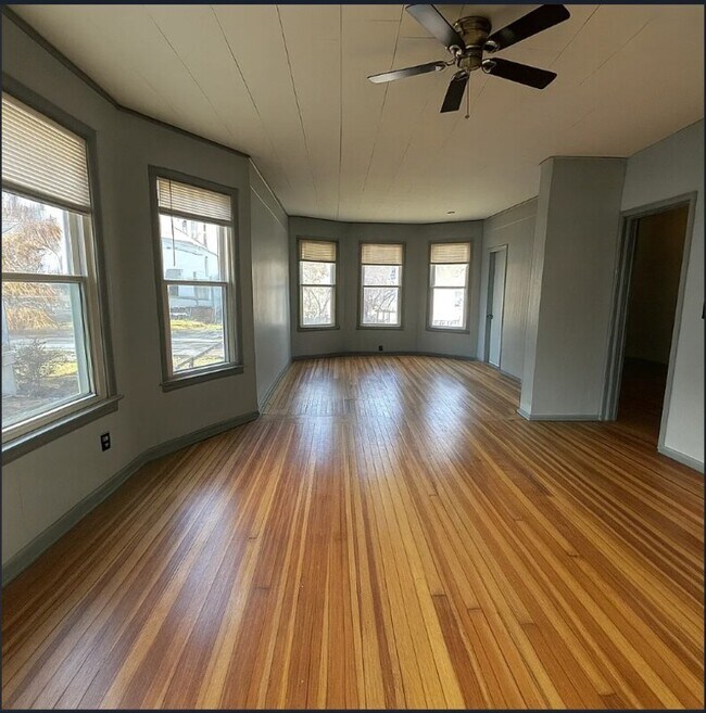 89 S Cherry St in Poughkeepsie, NY - Building Photo - Building Photo