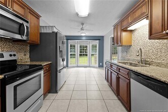 810 Whispering Pines Rd in Fayetteville, NC - Building Photo - Building Photo