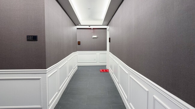 325 Union Blvd in Totowa, NJ - Foto de edificio - Building Photo