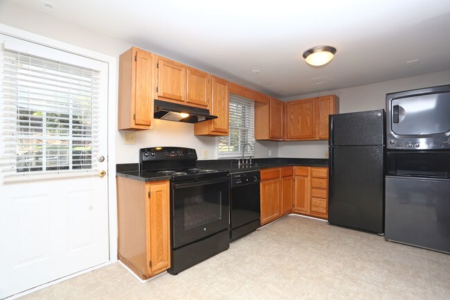 612 Hillsborough in Chapel Hill, NC - Building Photo - Interior Photo