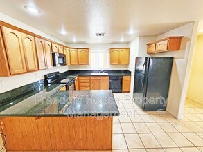 1971 Teepee Rd in Pahrump, NV - Building Photo - Building Photo