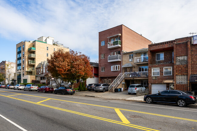 1401 W 6th St in Brooklyn, NY - Foto de edificio - Building Photo