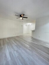 3396 Parkchester Square Blvd in Orlando, FL - Building Photo - Building Photo