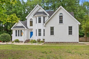 4701 Harlequin Way in Chesapeake, VA - Building Photo