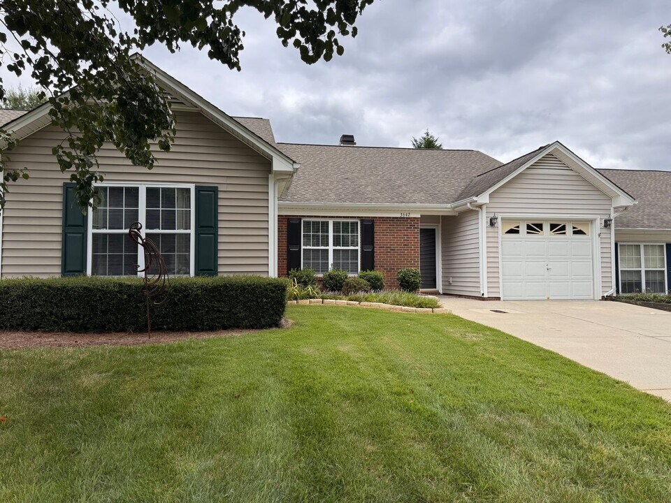 3642 Rising River Ln in Greensboro, NC - Building Photo