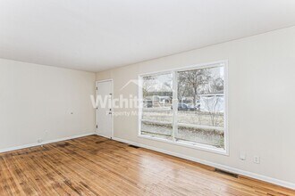 3361 W 1st St N in Wichita, KS - Building Photo - Building Photo