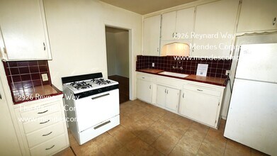 2926 Reynard Way in San Diego, CA - Building Photo - Building Photo