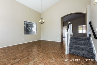 16000 W Maricopa St in Goodyear, AZ - Foto de edificio - Building Photo
