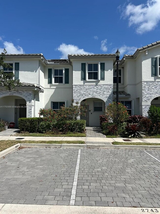 2743 SE 15th St in Homestead, FL - Building Photo - Building Photo