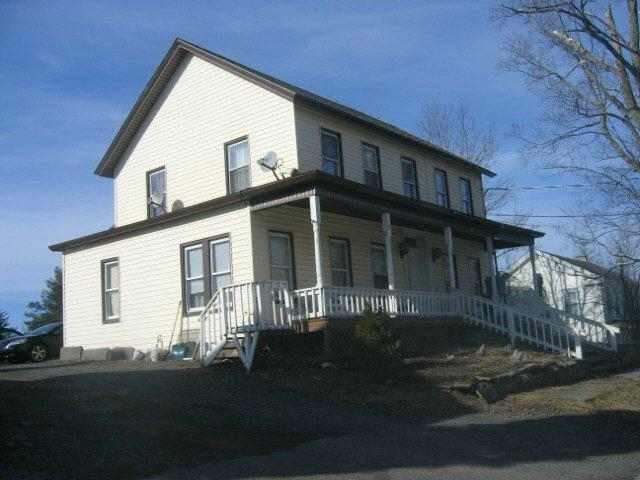 77 County Route 65 in Hensonville, NY - Foto de edificio - Building Photo