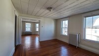 34 Bay State Ave, Unit #2 in Somerville, MA - Foto de edificio - Building Photo