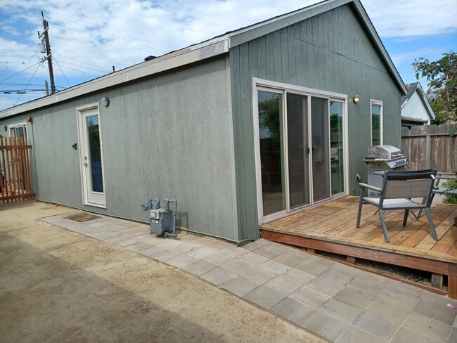 710 Amador Ave, Unit 710 B