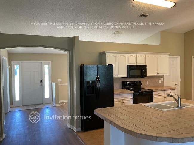 2314 Umbrella Tree Dr in Edgewater, FL - Building Photo - Building Photo