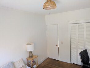 708 Cornell Ave in Albany, CA - Foto de edificio - Building Photo