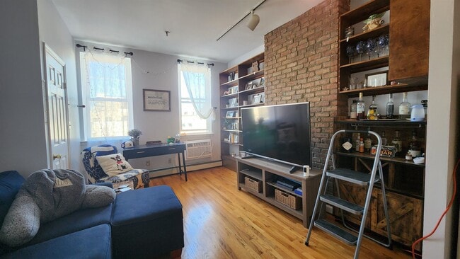 222 Madison St in Hoboken, NJ - Building Photo - Building Photo