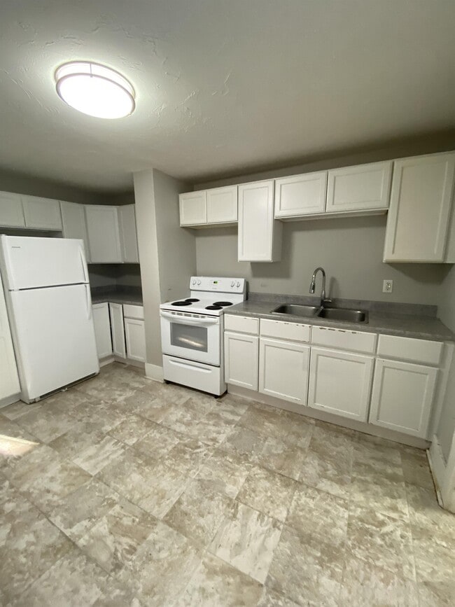 property at 204 Highfield St