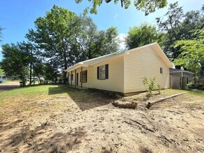 172 Gaskins St in Hawkins, TX - Building Photo - Building Photo