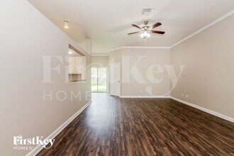 6935 Pleasure Way in Jacksonville, FL - Building Photo - Building Photo