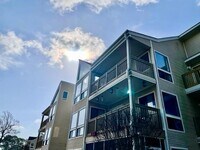 1025 Plantation Dr W photo'