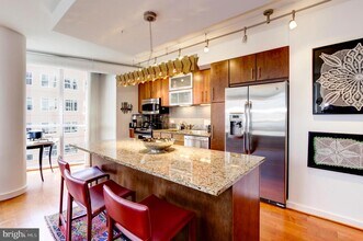 1025 First St SE-Unit -513 in Washington, DC - Building Photo - Building Photo