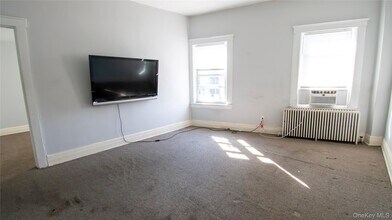 839 Merrick Rd-Unit -1 in Baldwin, NY - Building Photo - Building Photo