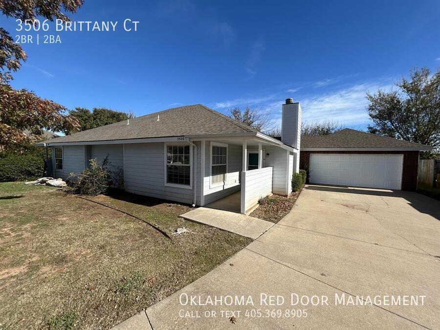 3506 Brittany Ct in Moore, OK - Building Photo