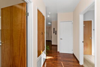 161 N Willaman Dr, Unit 1 in Beverly Hills, CA - Building Photo - Building Photo