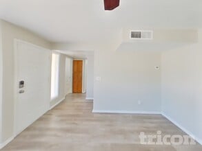 3644 N 89th Ave in Phoenix, AZ - Building Photo - Building Photo