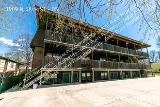 3909 N 68th St in Lincoln, NE - Foto de edificio - Building Photo