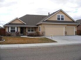 13287 W Heatherbrook Dr in Boise, ID - Building Photo