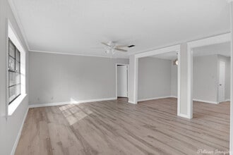 11122 Parkside Dr in Shreveport, LA - Building Photo - Building Photo