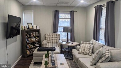 604 W Holly Ave in Pitman, NJ - Building Photo - Building Photo