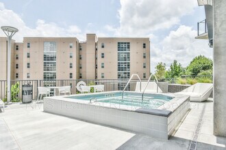 788 Marietta St NW in Atlanta, GA - Foto de edificio - Building Photo