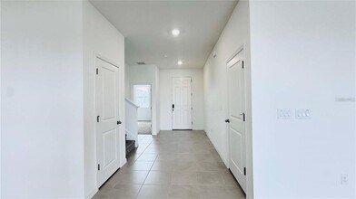 9567 Sandy Bluffs Circle in Parrish, FL - Building Photo - Building Photo