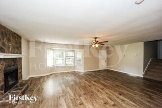 420 Freestone Dr in Newnan, GA - Building Photo - Building Photo