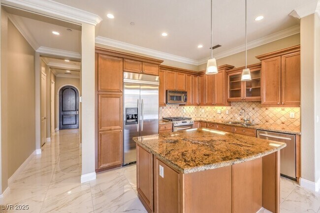 property at 10 Via Vasari
