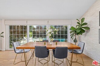 9418 S 10th Ave in Inglewood, CA - Building Photo - Building Photo