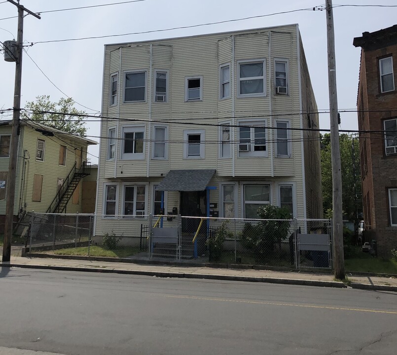 298 Ferry St in New Haven, CT - Building Photo