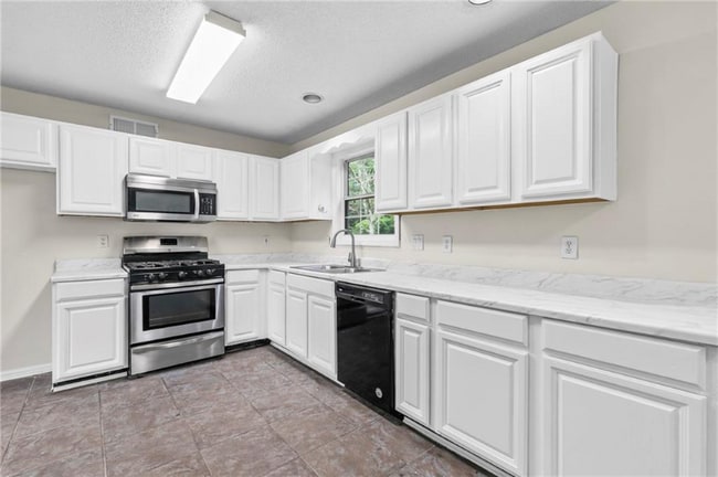 405 Mt Vernon Ct in Woodstock, GA - Building Photo - Building Photo