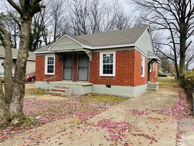 property at 2346 Poe Ave