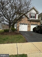 147 Fringetree Dr in West Chester, PA - Building Photo - Building Photo