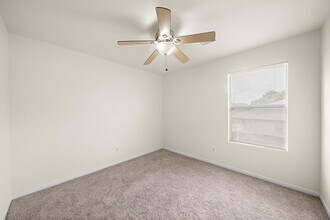 3235 Clipper Winds Way in Houston, TX - Building Photo - Building Photo