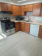11301 110th Terrace in Largo, FL - Building Photo - Building Photo