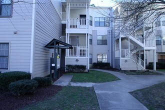 600 Audubon Lake Dr-Unit -1A11 in Durham, NC - Building Photo - Building Photo