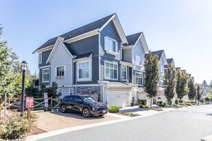 19938 70 Av in Langley, BC - Building Photo